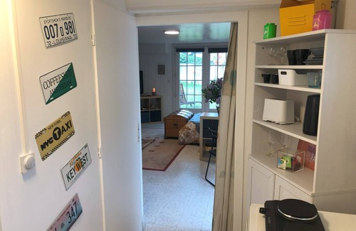 Meyzieu Apartment | Charming studio apartment for two