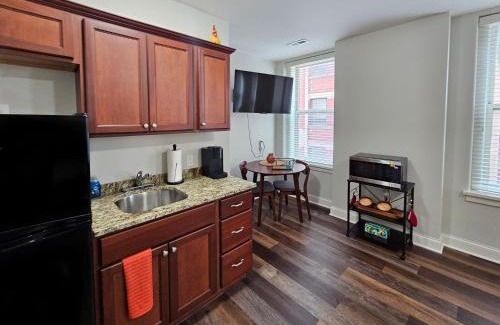 Champaign Apartment | Charming Studio at The Inman - 212