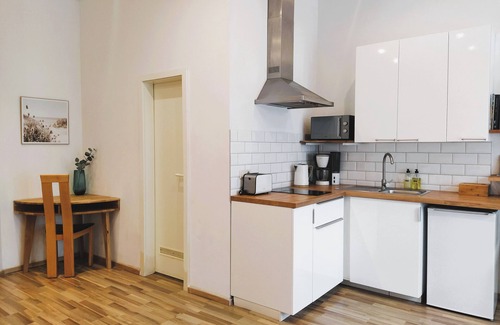 Prenzlauer Berg House | Charming studio in Prenzlauer Berg, 200 m to train, tram & supermarket