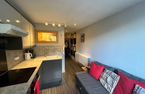 Tignes Apartment | Charming studio, ski-in/ski-out, at the foot of the Palafour chairlift
