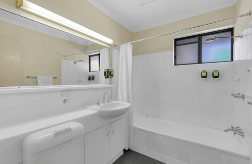 Mount Ommaney Hotel | Charming Suite Easy Access 2 CBD