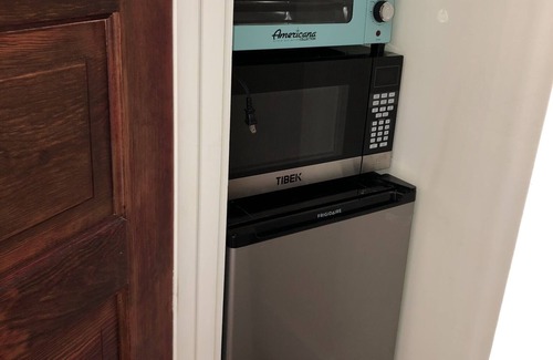 Dallas Apartment | Charming suite with private entrance