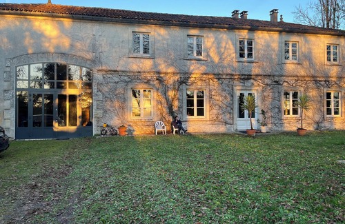 Juillac-le-Coq House | Charming, sunny Charentaise house 15km from Cognac
