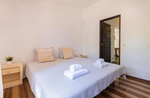Alcalar Villa | Charming swimming pool villa