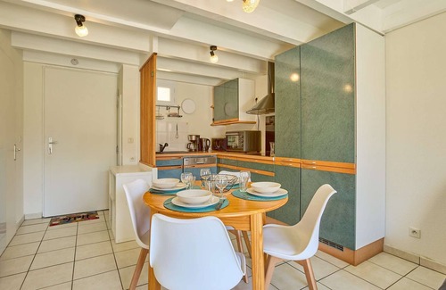 Barbotan-les-Thermes Apartment | Charming T2 in Barbotan with Terrace and Garden