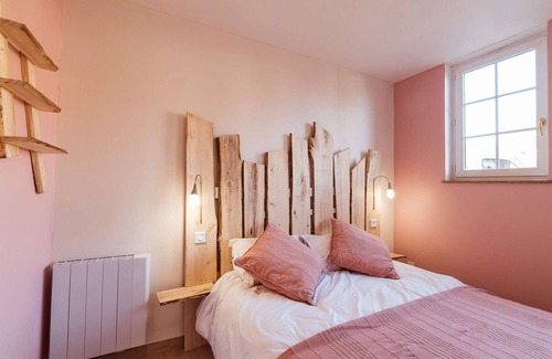 Bucheres Apartment | Charming T3 + garden + parking + common space