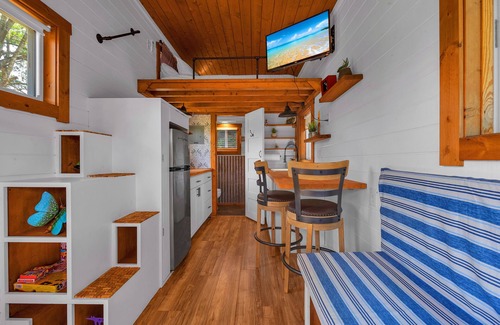 Northwest Pensacola Cabin | Charming Tiny House Retreat in Pensacola - Relax, Explore, Enjoy!