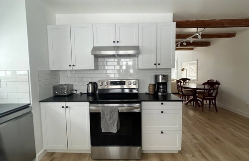 Saint-Chrysostome Ski Chalet | Charming two story retreat situated in the beautiful Haut St-Laurent. n