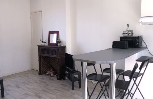 Centre Ville Rive Gauche Apartment | Charming type 3 apartment, left bank