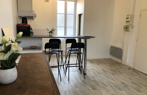 Centre Ville Rive Gauche Apartment | Charming type 3 apartment, left bank