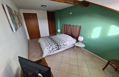 Fontenoy-sur-Moselle Apartment | Charming Village Retreat: Cozy 1-Bed Apt with Outdoor Activities Near Nancy