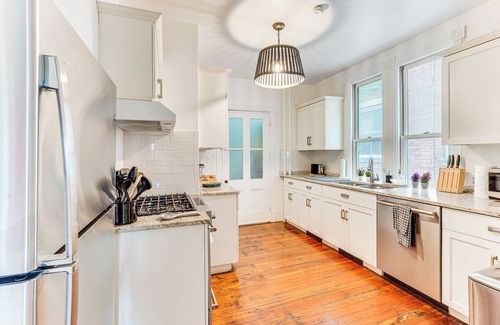 Newburgh House | Charming Victorian Retreat w/Hudson River Views