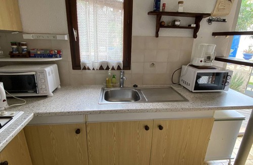 La Jetee Apartment | Charming Villa for 4 with Garden, 400m from the Beach