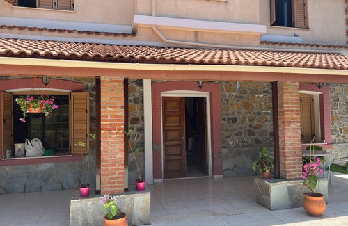 Platres Villa | Charming Villa in Pano Platres, Cyprus - Your Home Away from Home