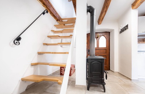 Ajdovscina House | Charming Villa Irena Gem of Vipava Valley, Ajdovščina, Slovenia