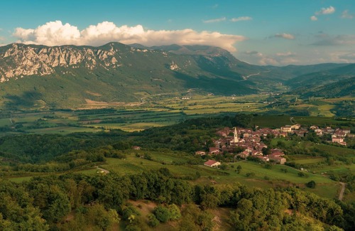 Ajdovscina House | Charming Villa Irena Gem of Vipava Valley, Ajdovščina, Slovenia
