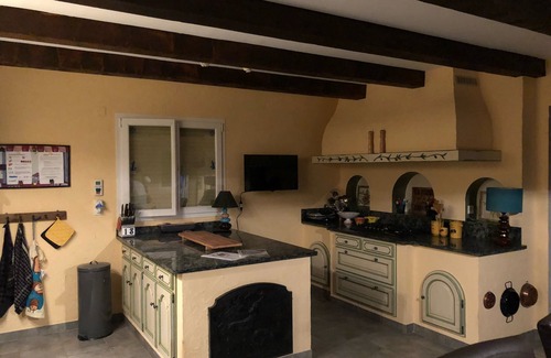 Llauro Villa | Charming Villa with large swimming pool & unique view over mountains, plain, sea