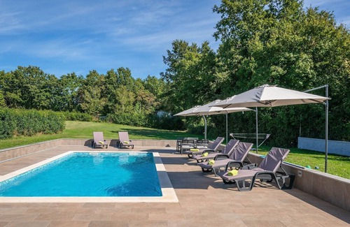 Prodol House | Charming villa with private pool, sundbeds