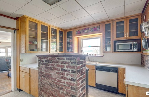 Retsil Other | Charming waterfront 3-bedroom farmhouse with AC, WiFi in serene Port Orchard