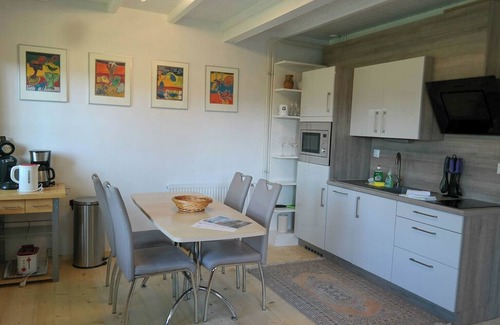 Anjum Ski Chalet | Charming Waterfront Chalet Near Lauwersmeer