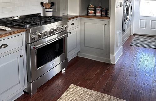 Carlton Cottage | Charming Wine Country Cottage! Just 2 blocks from the heart of Carlton.