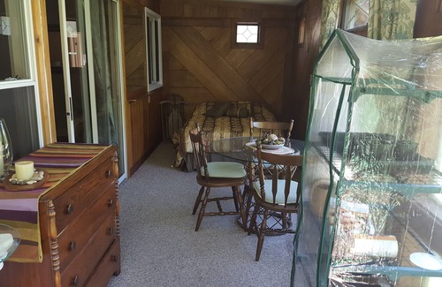 Campton Ski Chalet | Charming woodsy chalet
