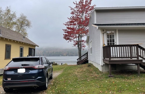 Peru House | Charming Worthley Pond Year Round Lake House