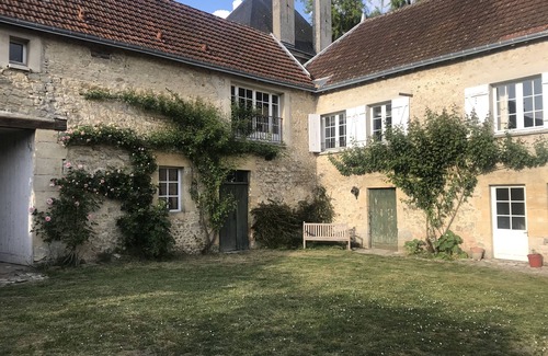 Trigny House | Charmingly renovated barn in a winegrowers' village