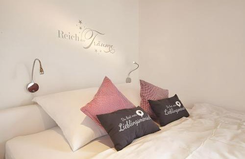 Schmieh Apartment | Charmingsuite