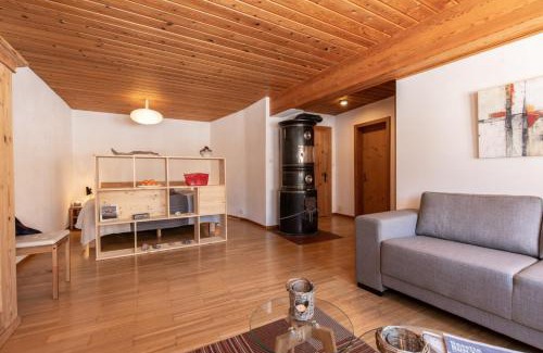 Engadin Scoul Apartment | Chasa Curasch