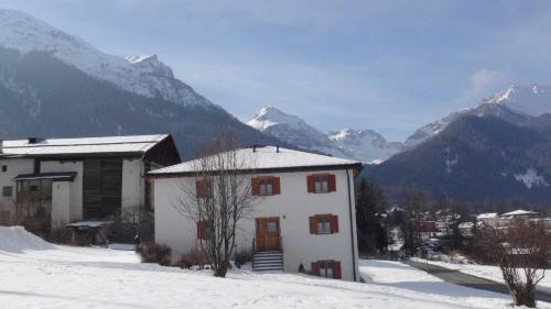 Val Muestair Bed & Breakfast | Chasa Randulina