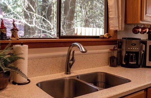 Lime Kiln House | Chase's River Cabin - Hot-tub Firepit & Fireplace