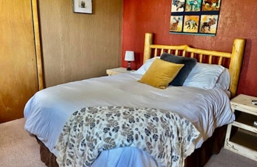 Cedaredge Cabin | Chase Snow, Then Chill Next to The Fireplace in Unit 11 at the Cedaredge Lodge
