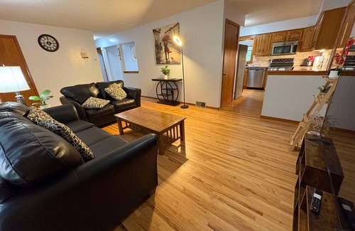 Chaska House | Chaska Retreat with Home Theater Near Ren Fest, and Many Other Attractions