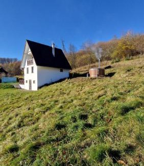 Banska Bystrica Ski Chalet | Chata Holý Vrch - oáza kľudu a pokoja