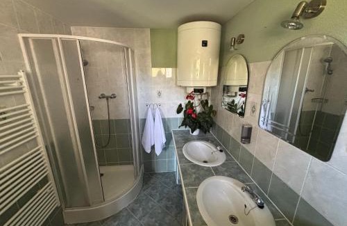 Liptovsky Michal House | Chata Lipa