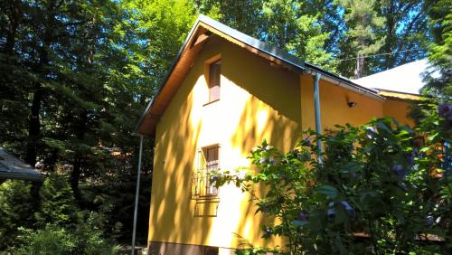 Kovacova Cabin | Chata nad kúpaliskom