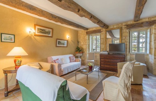 Couze-et-Saint-Front Other | Chateau De Cardou - Five Bedroom Castle, Sleeps 10