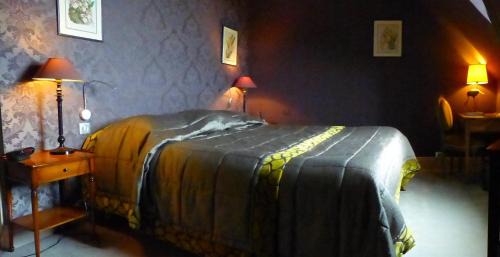 Fere-en-Tardenois Hotel | Chateau De Fere
