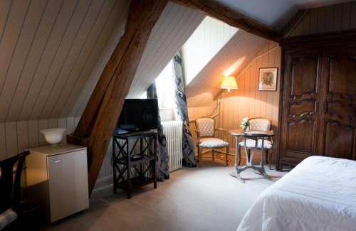 Fere-en-Tardenois Hotel | Chateau De Fere