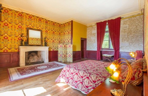 Annesse-et-Beaulieu Other | Chateau Des Bois - Six Bedroom Castle, Sleeps 12