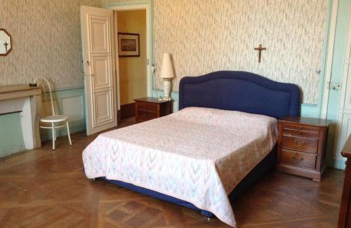 Frasne-le-Chateau Bed & Breakfast | Chateau de Frasne