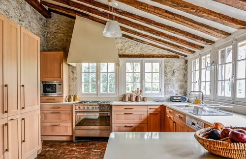 Ognon Other | Chateau De Garmeaux - Eight Bedroom Castle, Sleeps 17