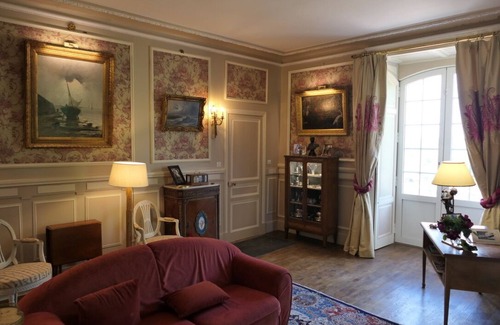 Isle Other | Château de La Chabroulie, in the heart of nature, 5 minutes from Limoges