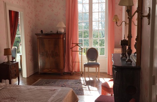Bussy Other | CHATEAU DU BERRY - LARGE FAMILY HOME