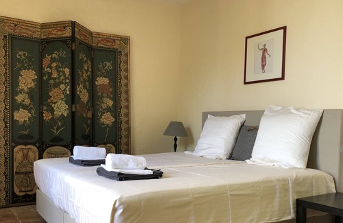 Cesseras Apartment | Chateau Marcel's 'Carignan' Apartment