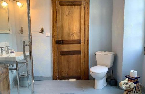 Foissac Bed & Breakfast | Chateau Mas de Pradie B&B Fountain view room