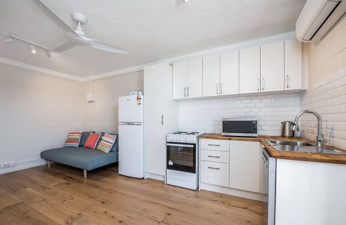 Lancelin Apartment | Chateau McNally - In the heart of Lancelin
