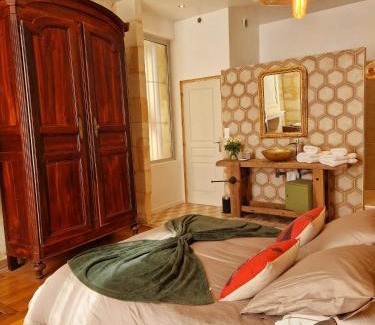 Bayon-sur-Gironde House | Chateau Tanesse de Tourny