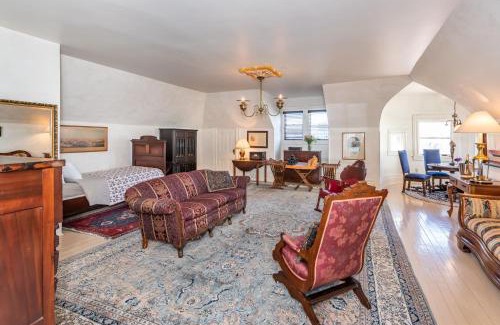 Western Addition Bed & Breakfast | Chateau Tivoli Bed and Breakfast